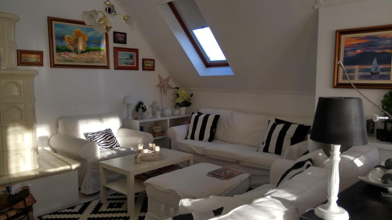 Leander Apartman Balatonlelle Exteriör bild